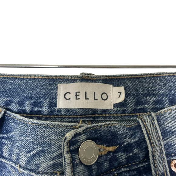 Cello Women High Rise Straight Leg Denim Jean with Heel Slit Size 7 - Picture 3 of 5